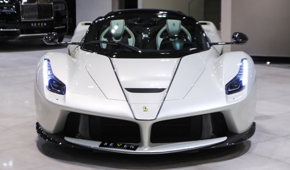 Không chỉ hiếm, chiếc Ferrari LaFerrari Aperta này còn có lý lịch rất đặc biệt