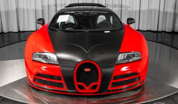 "Hàng thửa" Bugatti Veyron độ dẫn động cầu sau được chào bán hơn 32 tỷ đồng, gói độ Mansory cũng độc không kém