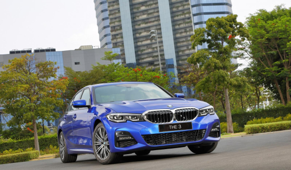Thêm trang bị, BMW 330i M Sport 2020 có đủ sức thuyết phục dân chơi Việt?
