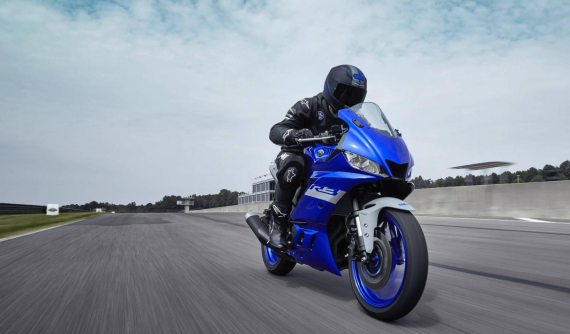 Yamaha R3 2023: Giá xe Yamaha R3 2023 cập nhật mới nhất