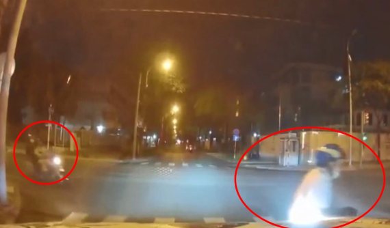 Video: Người đàn ông chạy xe máy "thông chốt" cảnh sát liền bị truy đuổi khá nghẹt thở