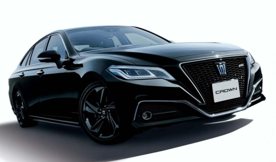 Sedan hạng sang cỡ lớn Toyota Crown 2020 trình làng với 3 phiên bản đặc biệt mới