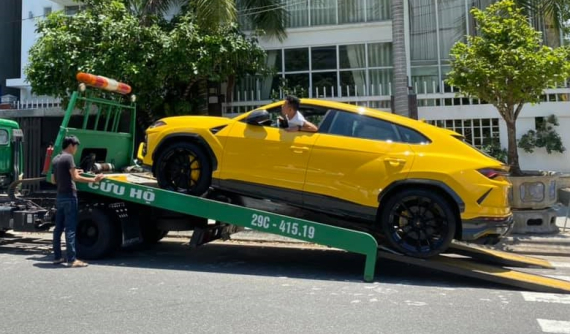 Lamborghini Urus đầu tiên về Đà Nẵng nhanh chóng Bắc tiến
