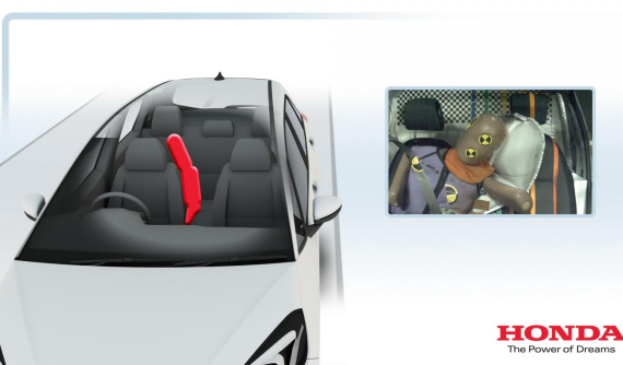 Honda Jazz mới là mẫu xe đầu tiên trong phân khúc có trang bị túi khí trung tâm