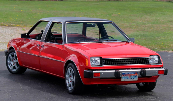 Chiếc ô tô 2 đầu, 2 động cơ khiến ai cũng phải dụi mắt nhìn lại này đang tìm chủ mới