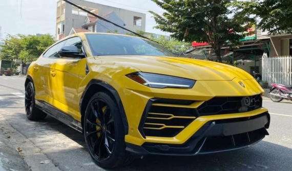 Video: Khám phá siêu SUV Lamborghini Urus mới vận chuyển từ Đà Nẵng ra Hà Nội