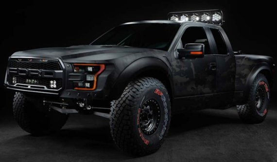 Chiêm ngưỡng chiếc xe bán tải "khủng long" Ford F-150 Raptor với động cơ 9,1 lít của ông chủ đội bóng chày