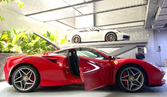 Thêm ảnh siêu xe Ferrari F8 Tributo đầu tiên định cư Việt Nam của Cường "Đô-la"