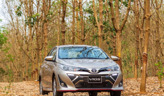 Doanh số tháng 4 giảm mạnh nhưng sức bán các dòng xe Toyota vẫn hơn Hyundai