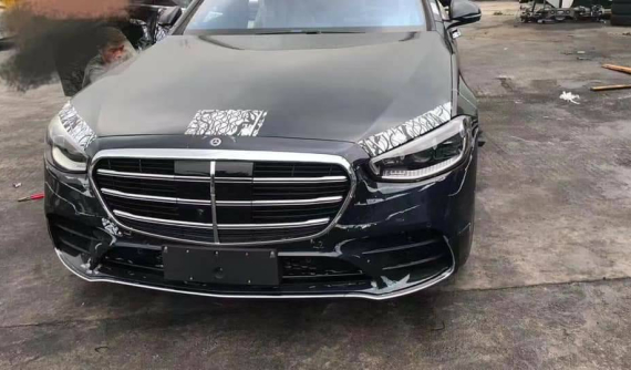 Mercedes-Benz S-Class 2021 lộ ảnh ở nước ngoài, người Việt Nam tranh cãi, chê thiết kế như xe Hàn Quốc