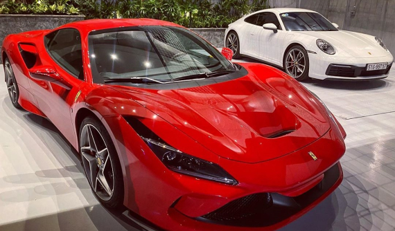 Cận cảnh siêu xe hàng hot Ferrari F8 Tributo mới bàn giao cho Cường "Đô-la"