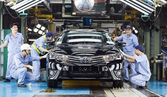 Chính phủ đồng ý giảm 50% lệ phí trước bạ cho ô tô nội địa