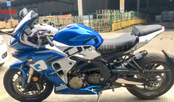 Sport bike tầm trung mới Benelli 600RR lộ diện ngoài đời thực