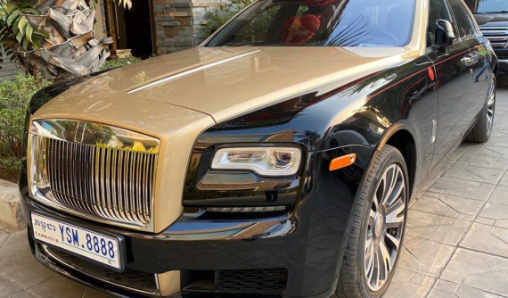 Độc bản Rolls-Royce Ghost "Con Heo" trên thế giới về tay đại gia Campuchia