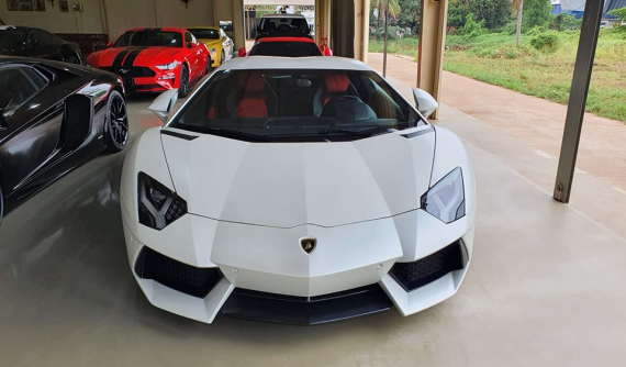 Giới mê xe Việt sắp đón thêm siêu xe Lamborghini Aventador LP700-4