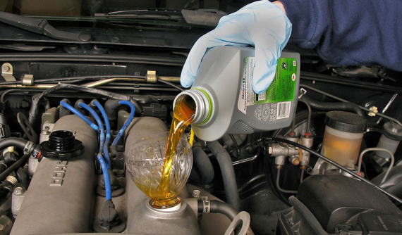 Ô tô để lâu không chạy có cần thay dầu không?