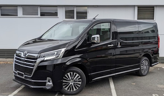 Toyota Granvia 2020 chính thức ra mắt thị trường Việt, cấu hình 9 chỗ phục vụ khách VIP giá hơn 3 tỷ đồng