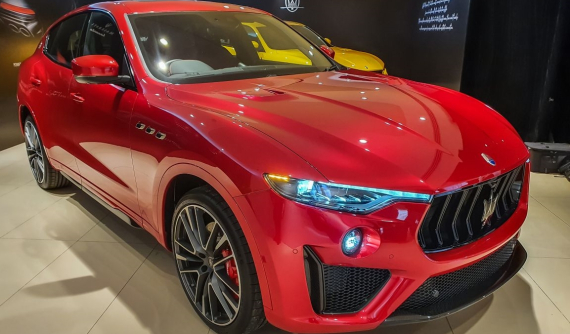 Maserati Levante Trofeo Launch Edition mới về Việt Nam chỉ có 3 chiếc tại Malaysia, giá từ 4,5 tỷ đồng