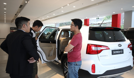 Các loại phí khi mua ô tô người dùng cần nắm rõ