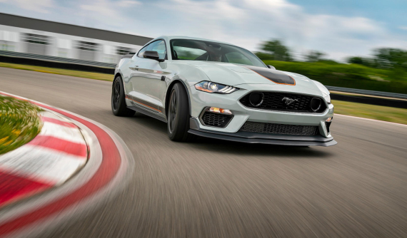 Ford Mustang cơ bắp hơn bao giờ hết với phiên bản Mach 1 cực kỳ mạnh mẽ