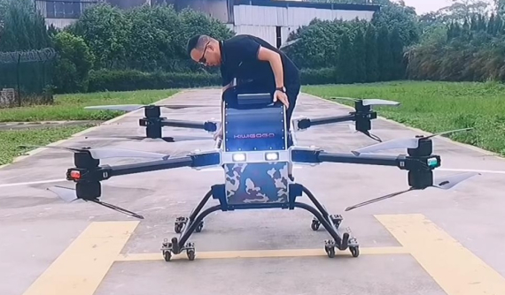 Air F1 - Chiếc mô tô bay nguồn gốc Trung Quốc có thể chở 2 người và lên cao 100 mét