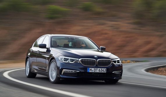 THACO lại chơi lớn, giảm giá BMW 5-Series tới 390 triệu đồng
