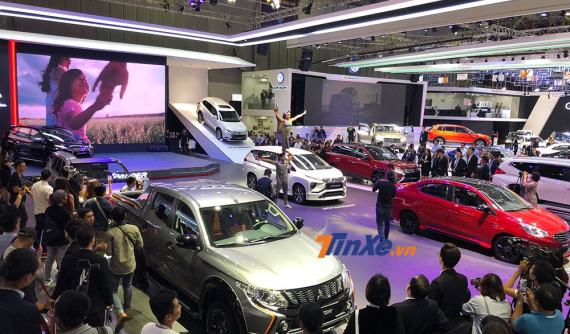 Triển lãm Ô tô Việt Nam 2020: Nên hoãn hay nên làm?