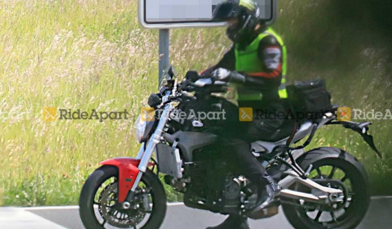 Lộ diện naked bike Ducati Monster 2021 với ngoại hình hoàn toàn mới