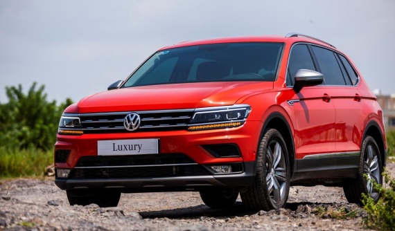 Ganh đua cùng các sản phẩm nội địa, Volkswagen Tiguan Allspace được khuyến mãi tới 90 triệu đồng