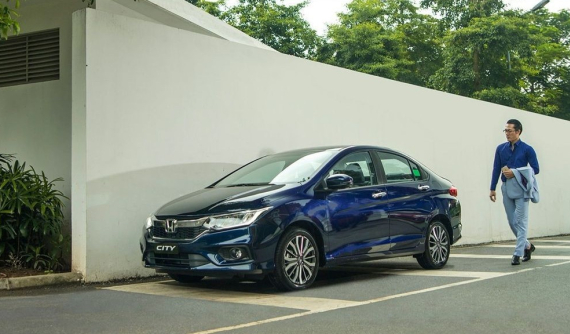 10 mẫu ô tô bán chạy nhất Việt Nam tháng 6/2020: lệ phí trước bạ giảm, Honda City lần đầu lật đổ Toyota Vios