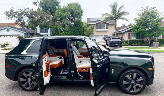 Giá xe Rolls-Royce Cullinan mới nhất năm 2024 tại Việt Nam