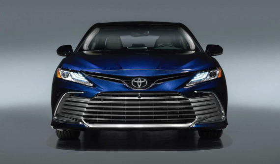 Toyota Camry 2021 bất ngờ ra mắt với diện mạo nâng cấp và hệ thống an toàn Toyota Safety Sense 2.5+