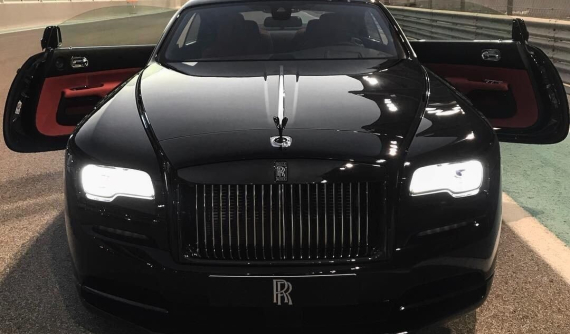 Giá xe Rolls-Royce Wraith Black Badge mới nhất năm 2024 tại Việt Nam