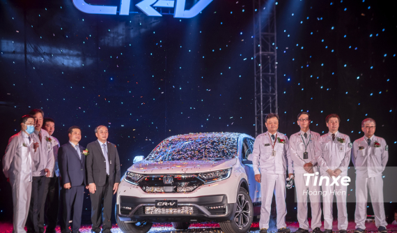 Honda CR-V 2020 đầu tiên lắp ráp tại Việt Nam xuất xưởng, giá cao nhất chưa đến 1,2 tỷ đồng