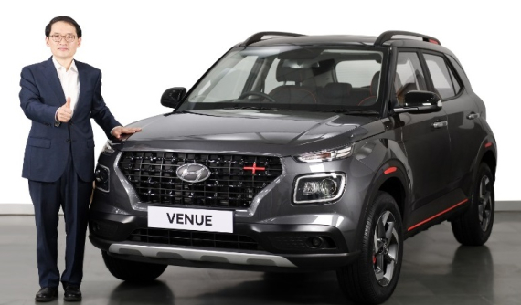 SUV cỡ B "ngon, bổ, rẻ" Hyundai Venue có thêm phiên bản Sport và hộp số sàn thông minh iMT mới