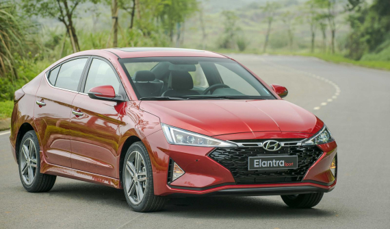 Hyundai Elantra Sport trang bị động cơ xe đua WRC có gì đặc biệt?