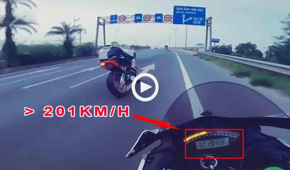 Hốt hoảng với cảnh xe mô tô phân khối lớn chạy 201 km/h trên đường đi sân bay Nội Bài