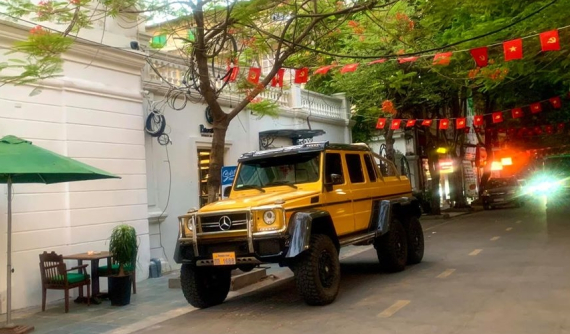 "Quái vật 6 bánh" Mercedes-Benz G63 AMG 6x6 bất ngờ xuất hiện tại Hải Phòng