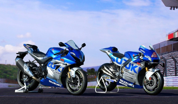 Siêu mô tô Suzuki GSX-R1000R 2021 bổ sung bộ tem kỷ niệm 100 năm đặc biệt