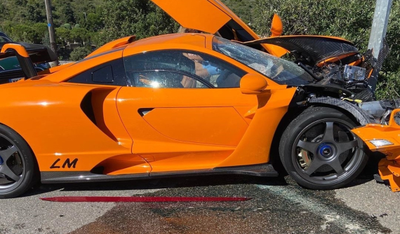 McLaren Senna LM đầu tiên trên thế giới "tử nạn" dưới tay lái của cựu tay đua F1