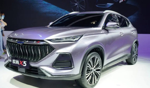 Oshan X5 - SUV hạng C dáng vẻ sắc cạnh thể thao, lưới tản nhiệt to khổng lồ được ra mắt