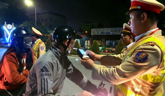 Mức phạt nồng độ cồn xe máy cụ thể theo Nghị định 100 như thế nào?