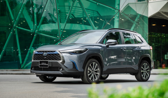 Chốt giá từ 720 triệu đồng, Toyota Corolla Cross chính thức bước vào hành trình chinh phục người Việt