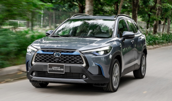 Kiên quyết xóa nạn “bán bia kèm lạc” tại đại lý, Toyota tung hotline cho khách hàng phản ánh