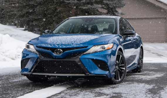 Đi ngược xu hướng, Toyota tăng cường xe sedan để vợt khách của các đối thủ