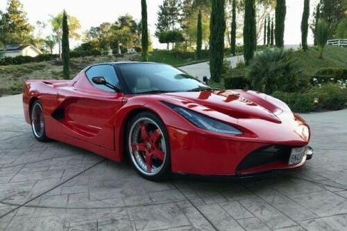 Siêu xe Ferrari LaFerrari này thực chất là Acura NSX và đang được rao bán giá 2,5 tỷ đồng