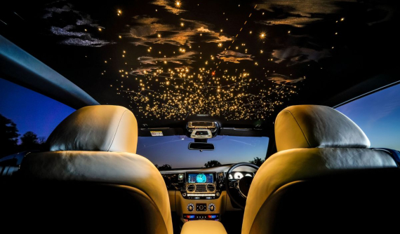 Rolls-Royce Wraith Eagle VIII LE - Chiếc xe sang tái hiện sự kiện lịch sử theo cách cảm xúc nhất