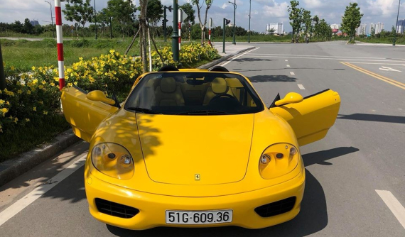 Giá xe Ferrari 360 Spider mới nhất năm 2022 tại Việt Nam