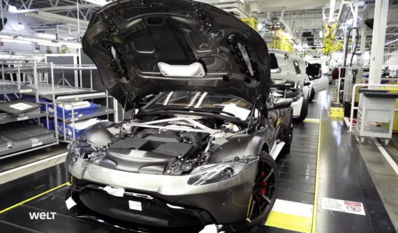 Khám phá chi tiết nhà máy và quá trình chế tạo xe sang Aston Martin Vantage