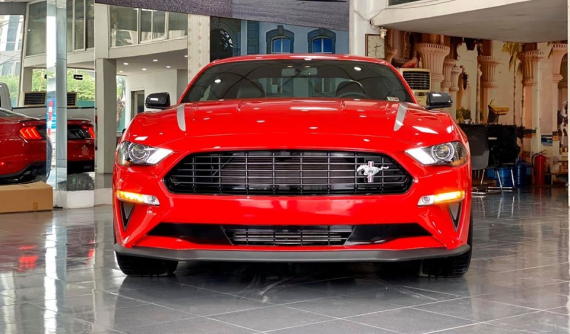 Ford Mustang High Performance đầu tiên về Việt Nam với động cơ EcoBoost mạnh mẽ